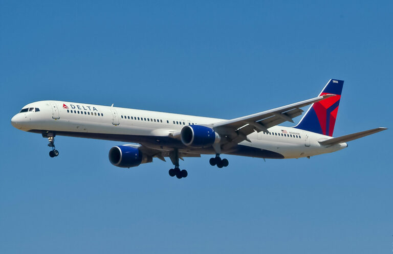 Delta Airlines Boeing 757